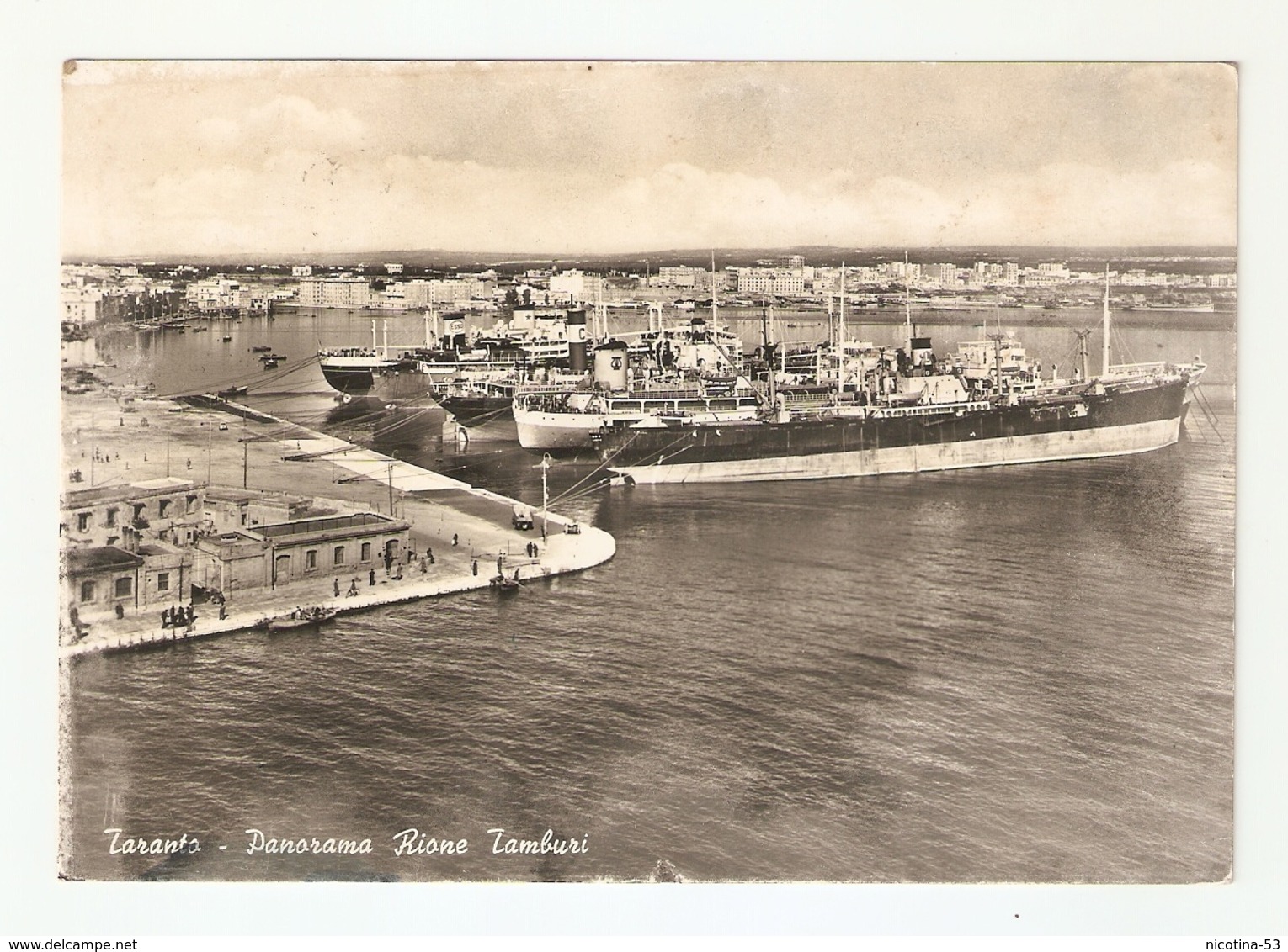 CT--02580--  TARANTO - PANORAMA RIONE TAMBURI - NAVI AGLI ORMEGGI - VIAGGIATA 1958 - Taranto