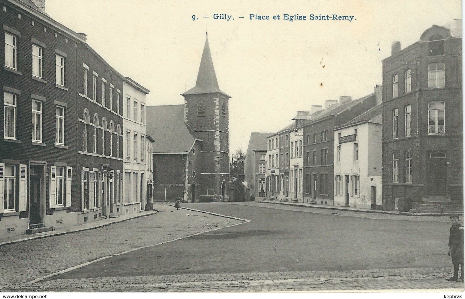 9. - GILLY : Place Et Eglise Saint-Remy - RARE VARIANTE - Charleroi