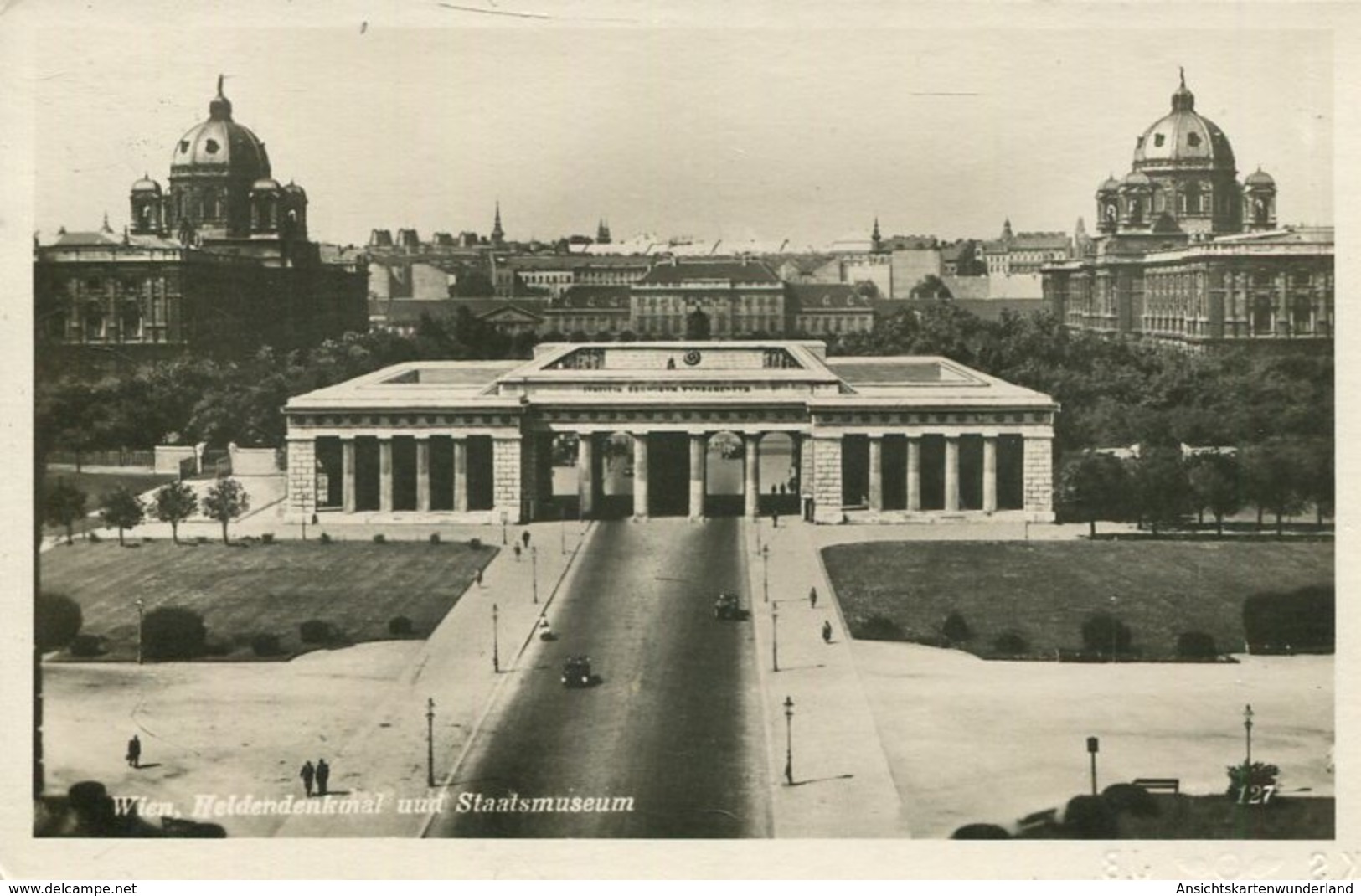 004052  Wien - Heldendenkmal Und Staatsmuseum - Ringstrasse