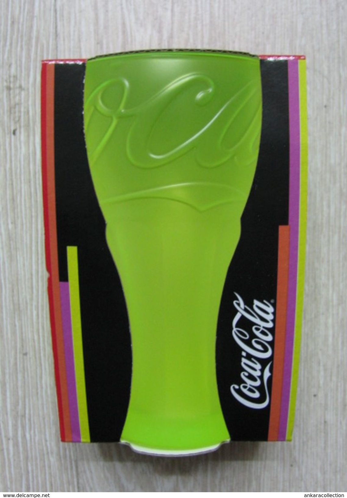 AC - COCA COLA NEON GREENISH COLORED GLASS  TUMBLER GLASS IN BOX FROM TURKEY - Tazas & Vasos