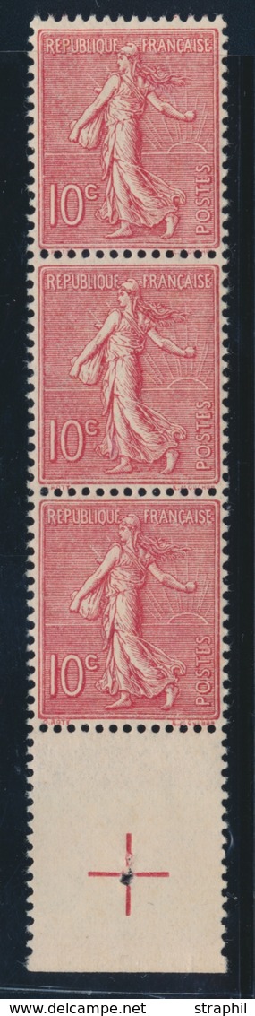 ** N°129c - Bde De 3 Vertic. + BDF Avec Croix De Repère - Impression Recto Verso - TB - Neufs