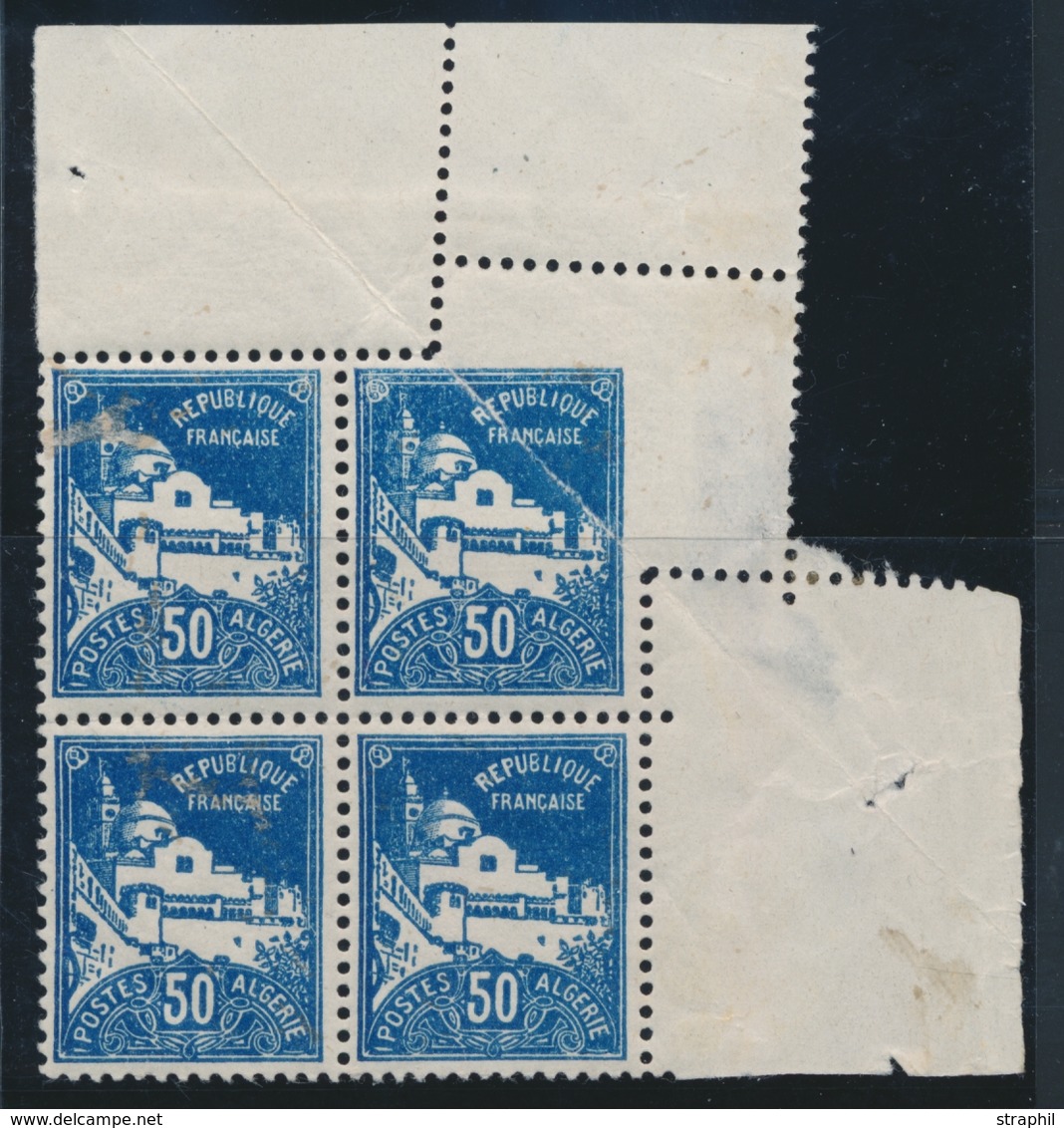 ** VARIETES N°47 - 50c Bleu - Bloc De 4 - CDF - Piquage Oblique - TB - Vide