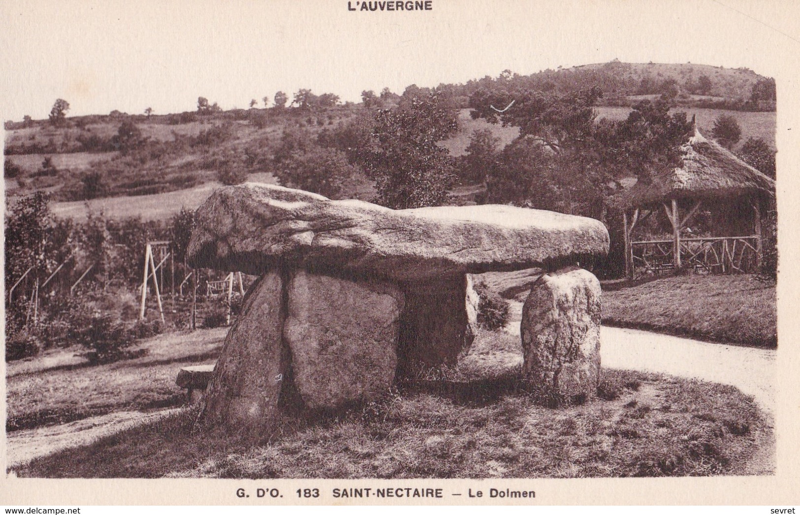 SAINT-NECTAIRE. - Le Dolmen - Dolmen & Menhire