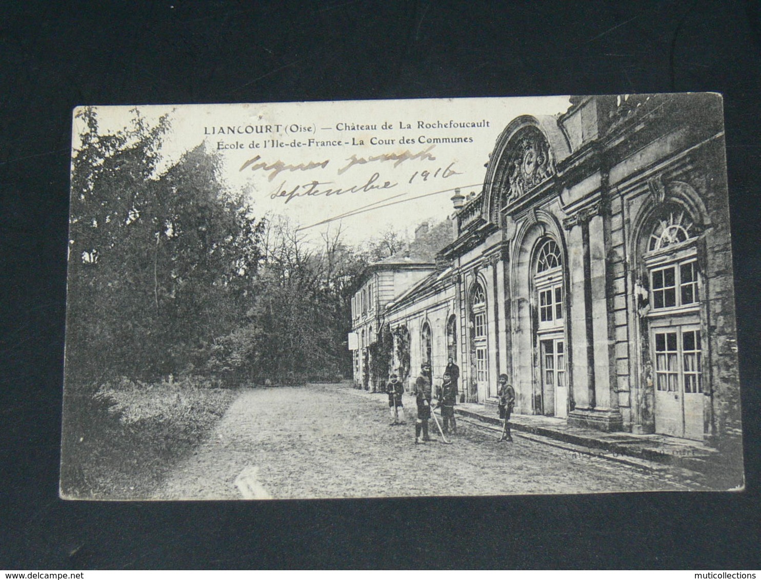 LIANCOURT    1910   /     VUE  ECOLE  ........ EDITEUR - Liancourt