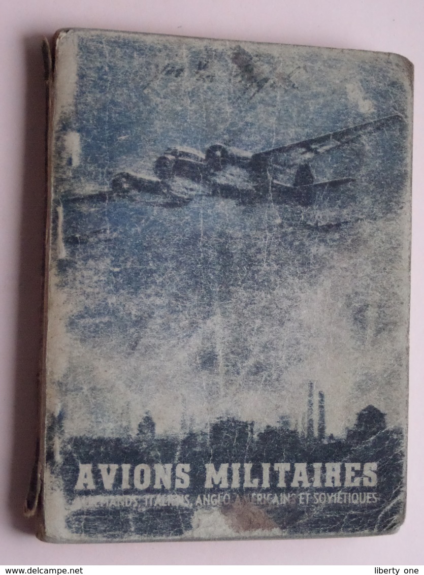 AVIONS MILITAIRES Hélio Offset S.A.R. / P.A. N° 020472 ( Formaat +/- 13,5 X 10 Cm - 160 Pag.) Zie Foto's ! - Autres & Non Classés