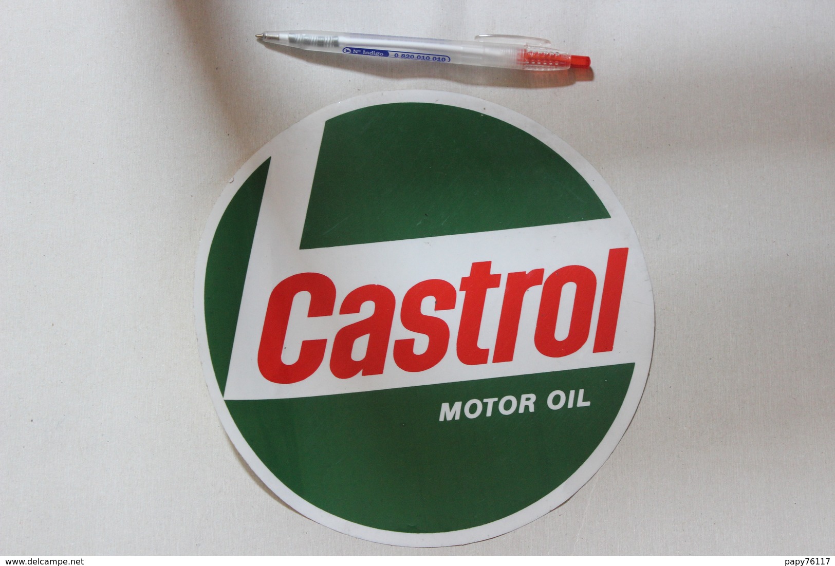 CASTROL  MOTOR OIL    1 AUTOCOLLANT - Autocollants