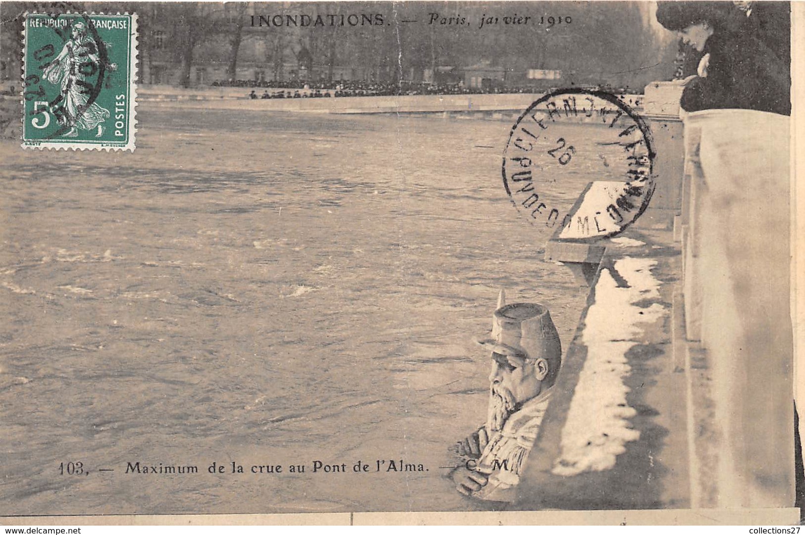 75-PARIS-INONDATIONS- MAXIMUM DE LA CRUE AU PONT DE L'ALMA - De Overstroming Van 1910