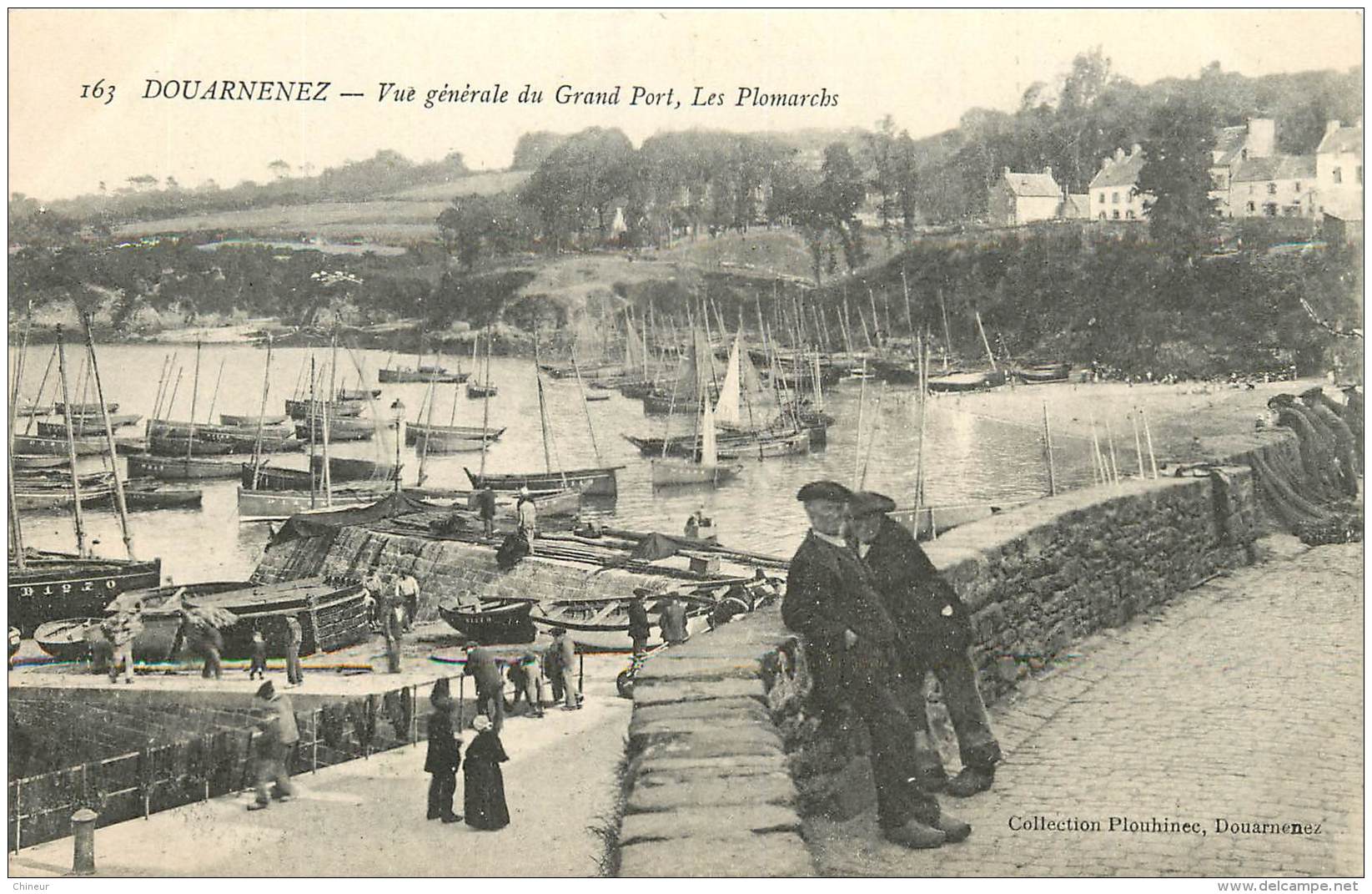 DOUARNENEZ VUE GENERALE DU GRAND PORT LES PLOMARCHS - Douarnenez