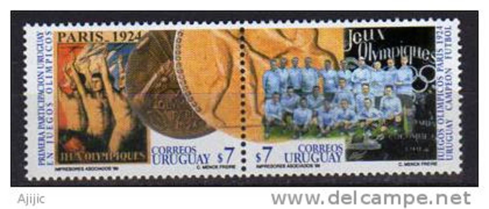 Equipe D'Uruguay, Championne Du Monde Football J.O De Paris  En 1924. Deux T-p Neufs ** Se-tenant D'URUGUAY. - Uruguay