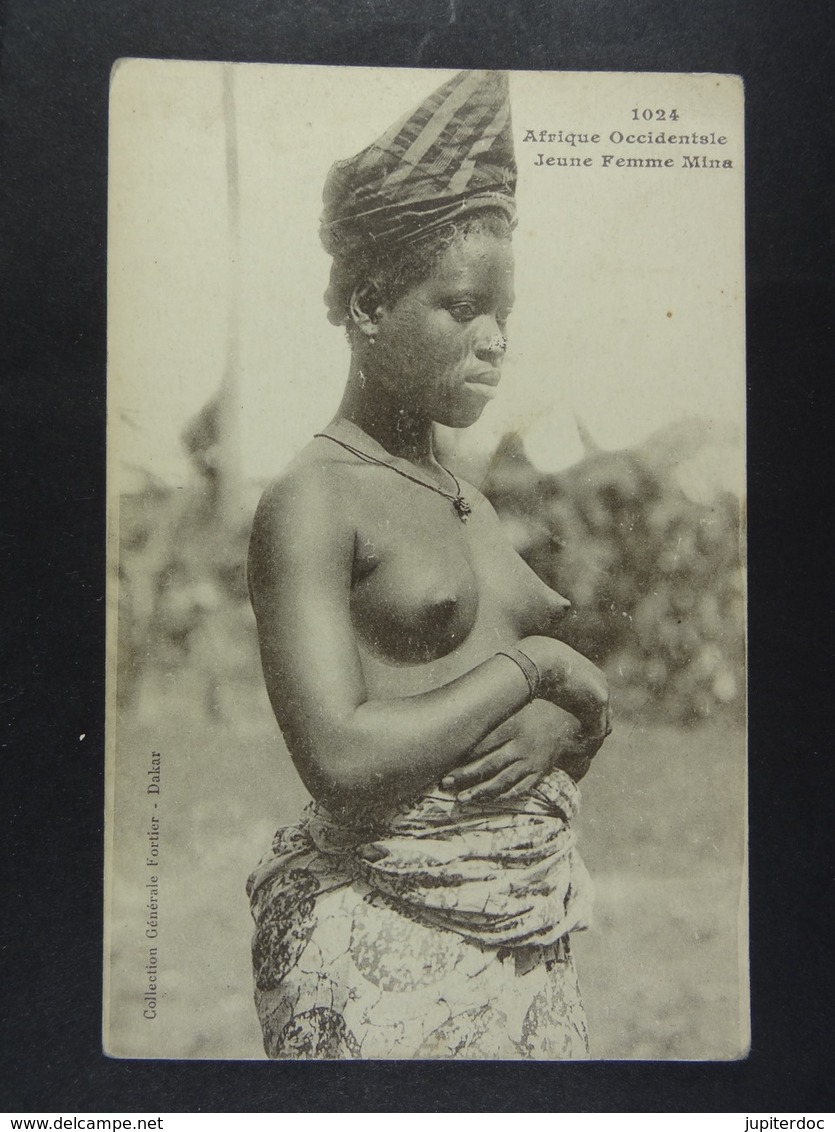 Lot De 7 CPA De Femmes Aux Seins Nus - Africa