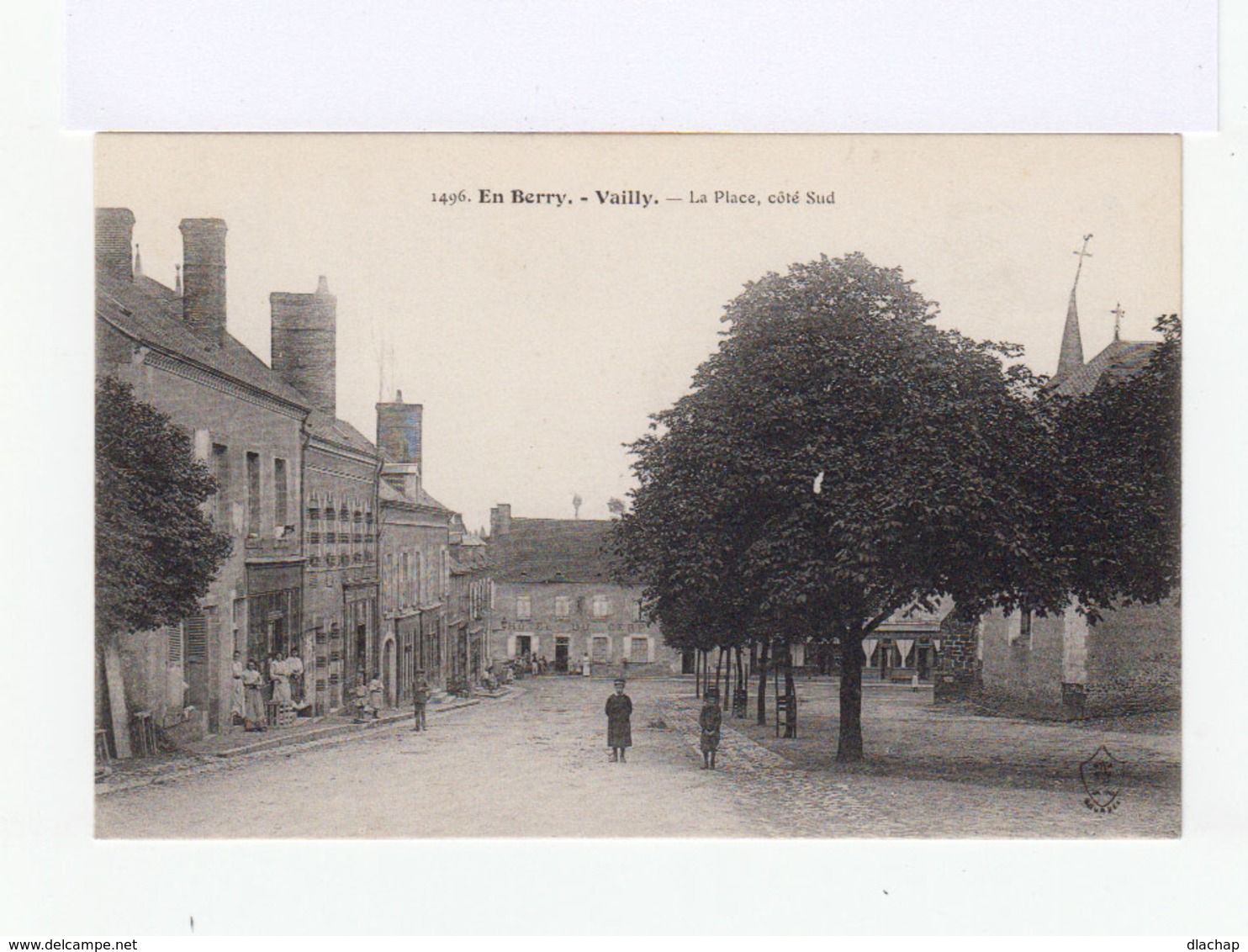 En Berry. Vailly. La Place, Côté Sud. (3035) - Autres & Non Classés