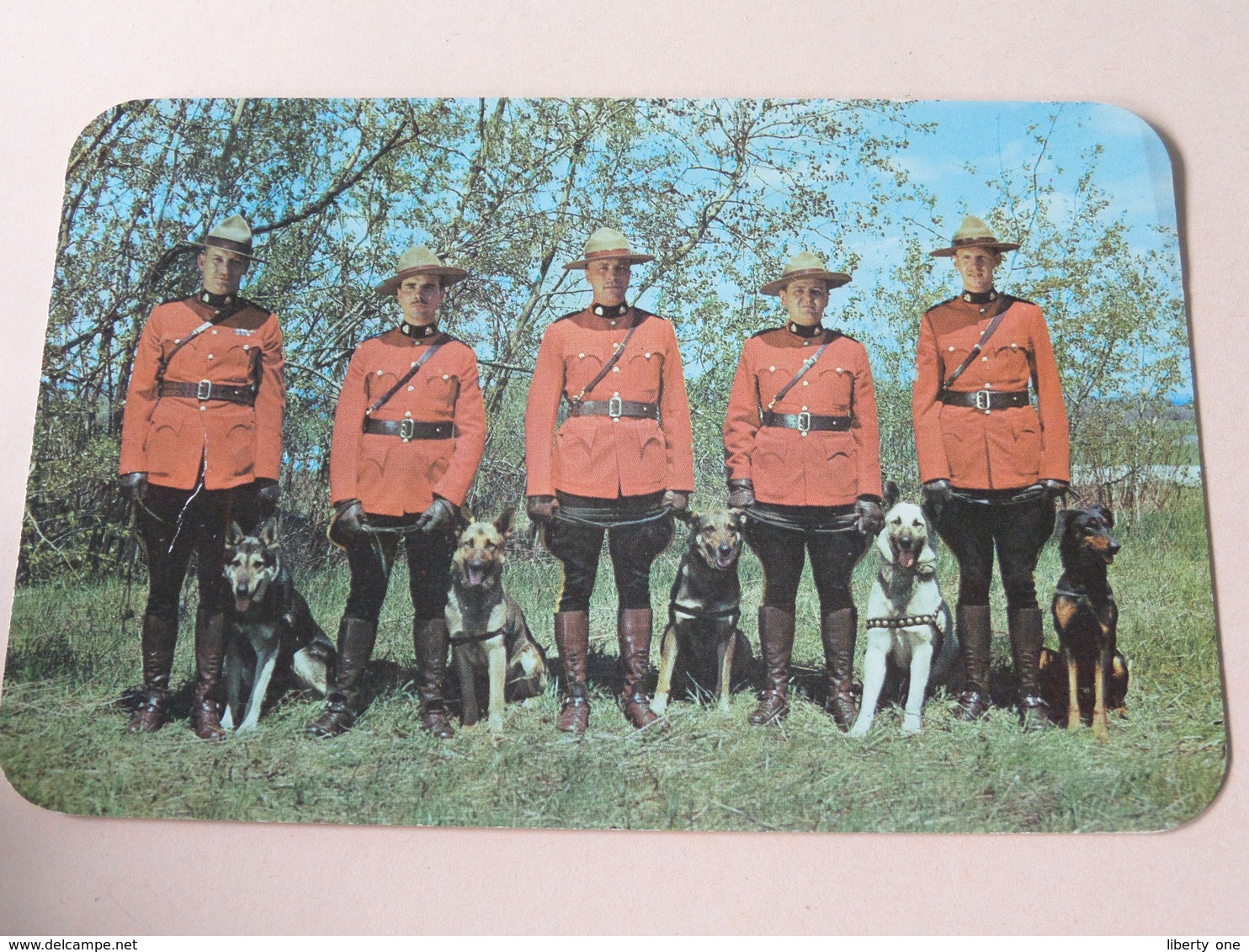 Royal Canadian Mounted Police ( Dextone ) Anno 19?? ( Zie Foto's ) ! - Cartes Modernes