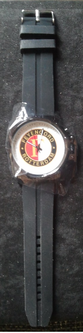 Hoogwaardig Feyenoord-horloge - Montres Modernes