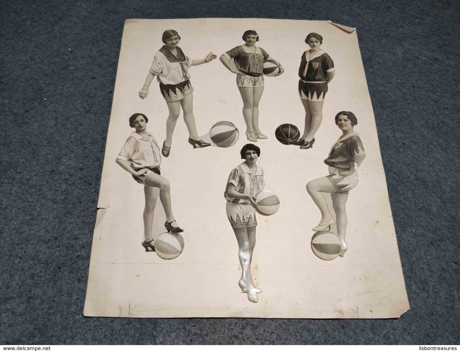 ANTIQUE ORIGINAL COMPOSITION OF PHOTOS PIN UP ART DECO GIRLS WITH BALLS - Autres & Non Classés