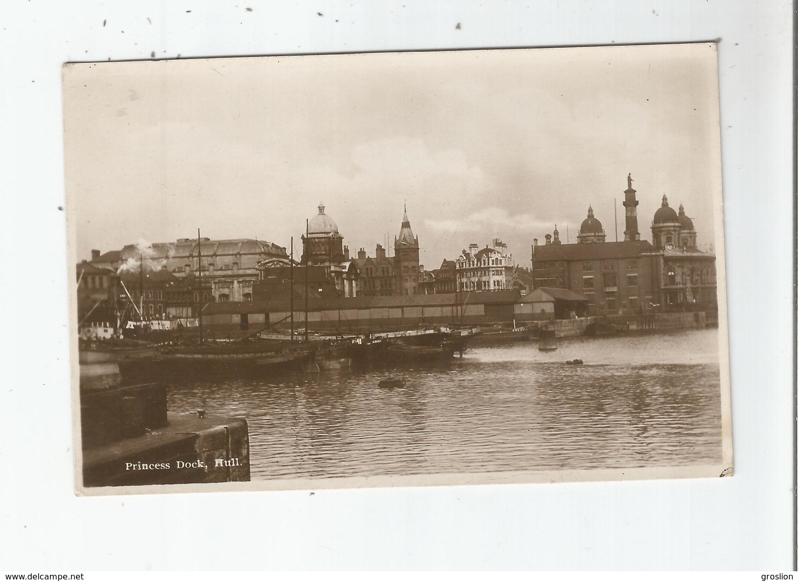 HULL PRINCESS DOCKS - Hull