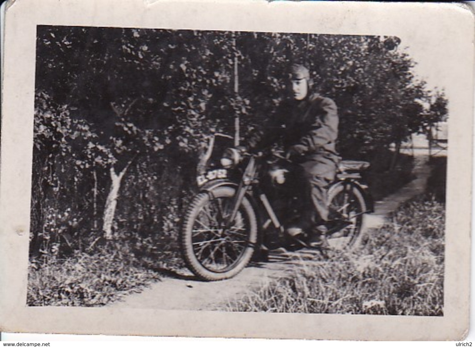 Foto  Mann Auf Motorrad - Ca. 1940 - 8*5cm (35625) - Cars