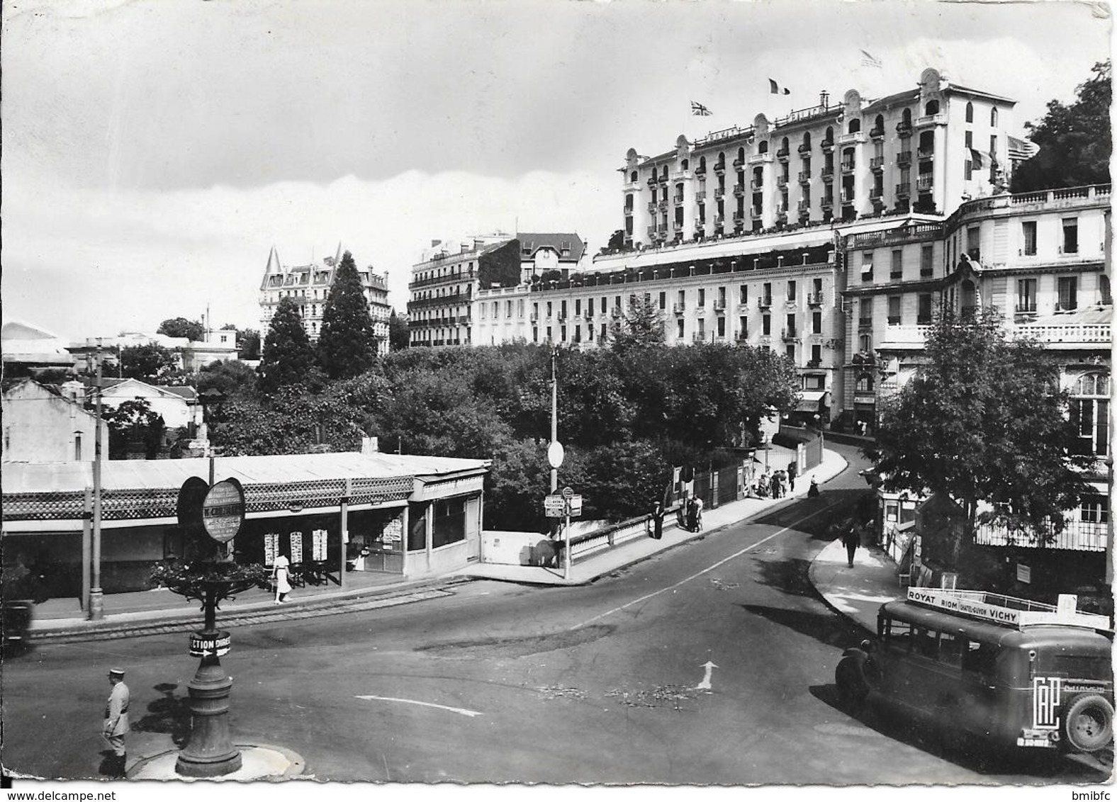 ROYAT - Boulevard Vaquez Et Place Allard - Royat