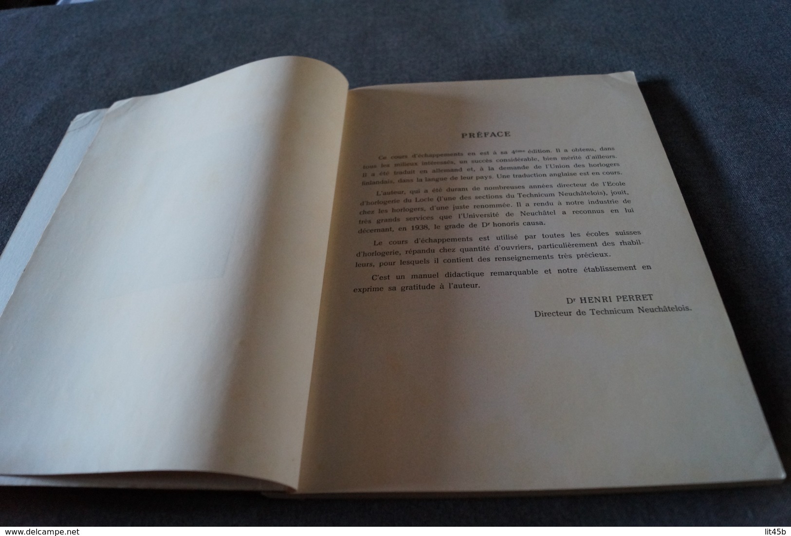 Ancien Ouvrage Originale Cours D'échapements écoles Suisse D'Horlogerie 1954,126 P.+ Planches,27/21 Cm. - Autres & Non Classés