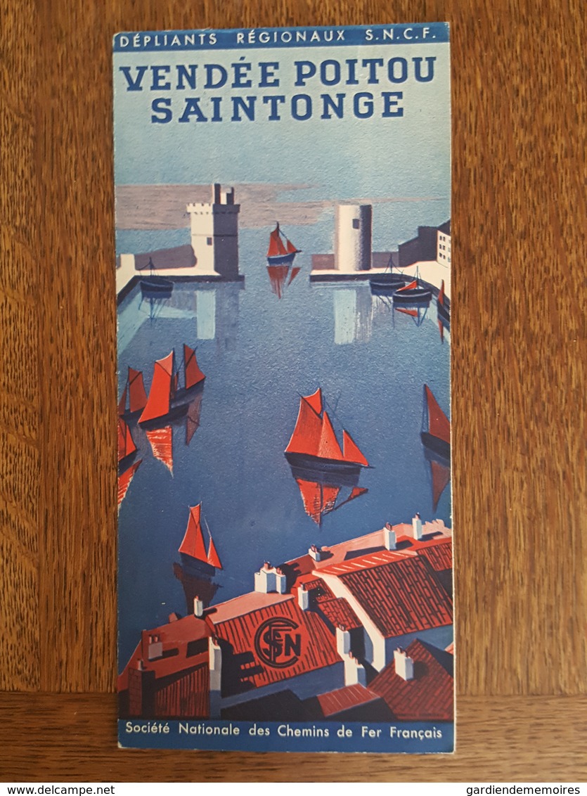 Vendée Poitou Saintonge Illustré Par Marthe Norgeu Angouleme Cognac Niort Jonzac Saintes Thouars Parthenay Poitiers SNCF - Dépliants Touristiques