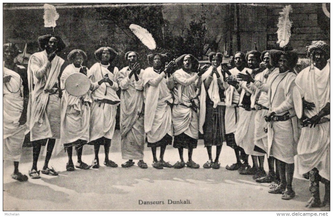 CPA    SOMALIE---DANSEURS DUNKALI - Somalie