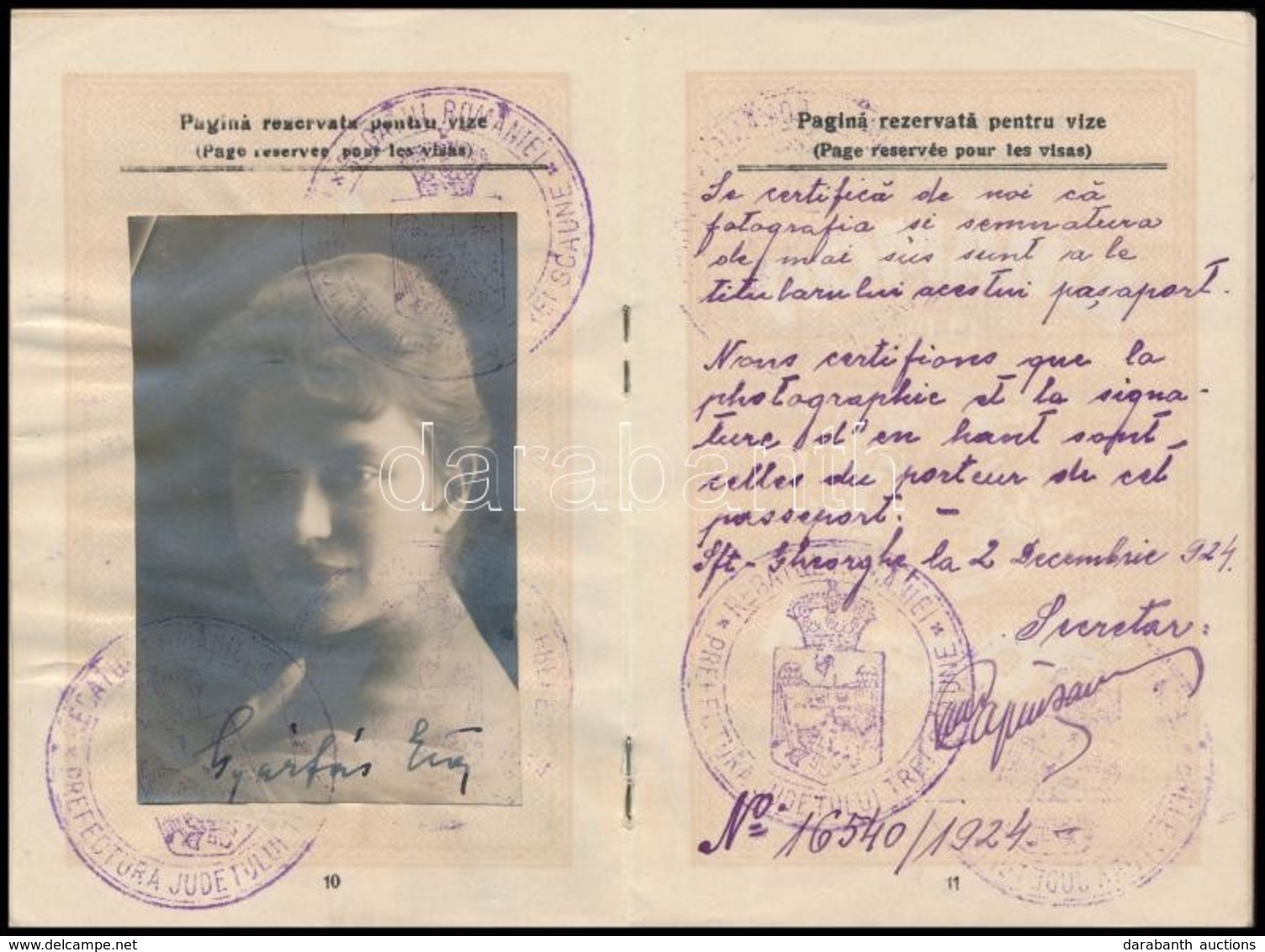 1924 Román Királyság által Kiállított Fényképes útlevél, Bejegyzésekkel, Okmánybélyegekkel / Romanian Passport - Ohne Zuordnung