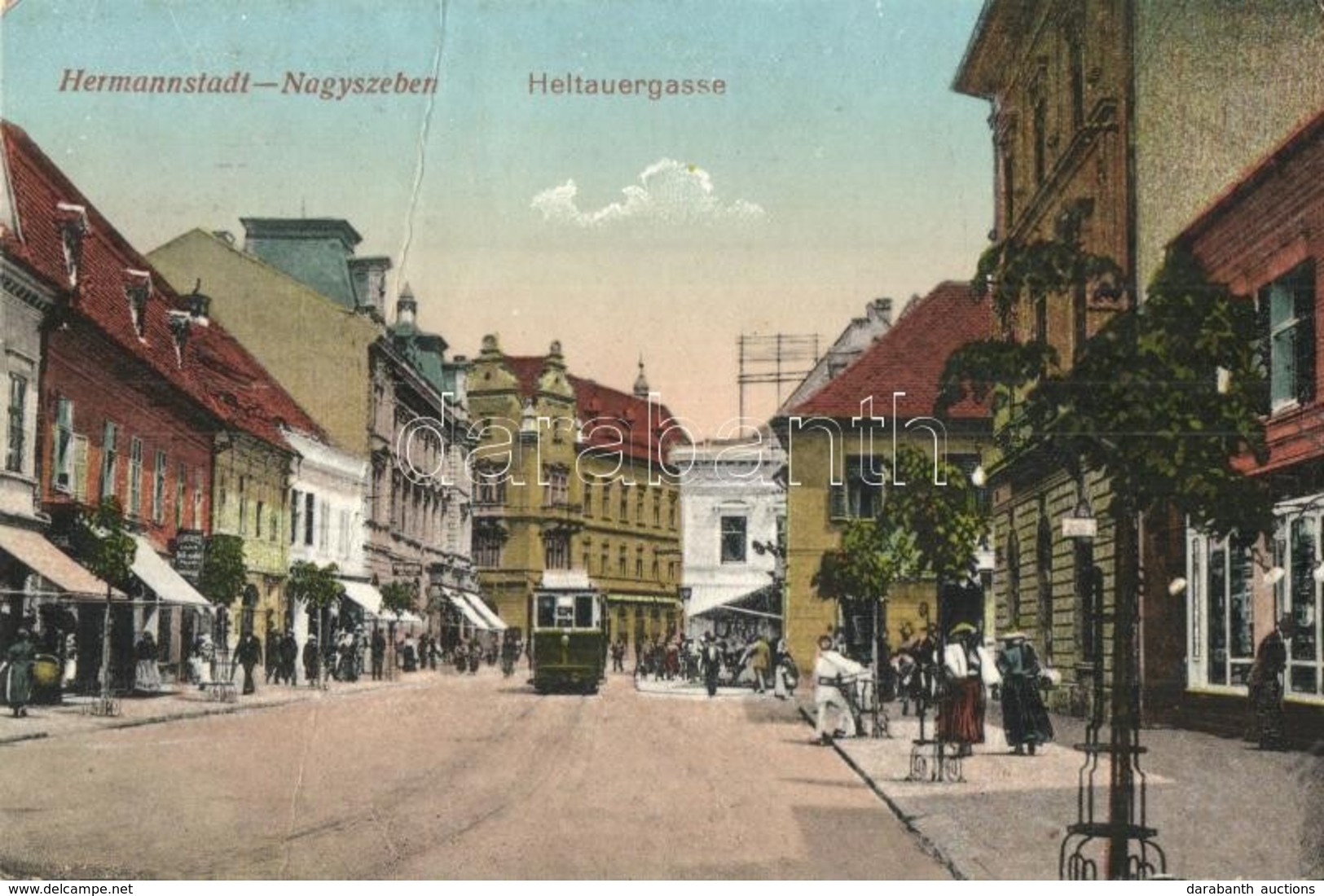 T3 Nagyszeben, Hermannstadt, Sibiu; Heltauergasse / Utcakép, Villamos, üzletek. Emil Fischer Kiadása / Street View, Tram - Ohne Zuordnung