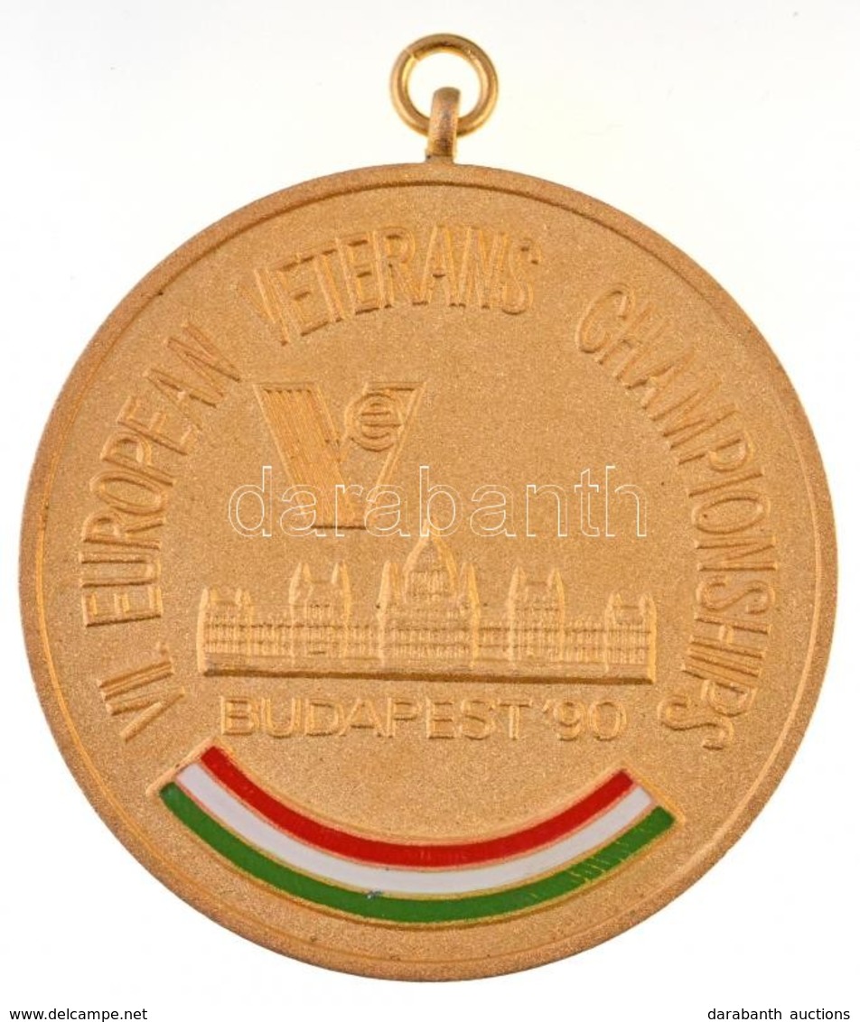1990. 'VII. European Veterans Championships Budapest / Közrem?ködésért OVASE' Aranyozott, Zománcozott Fém érem Füllel (6 - Sin Clasificación