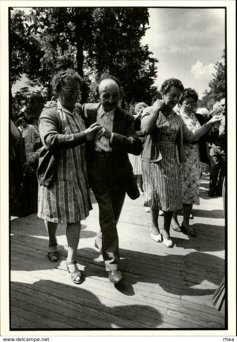 35 - COMBOURG - Assemblée De La Bouèze - 1989 - Carte Moderne - Combourg