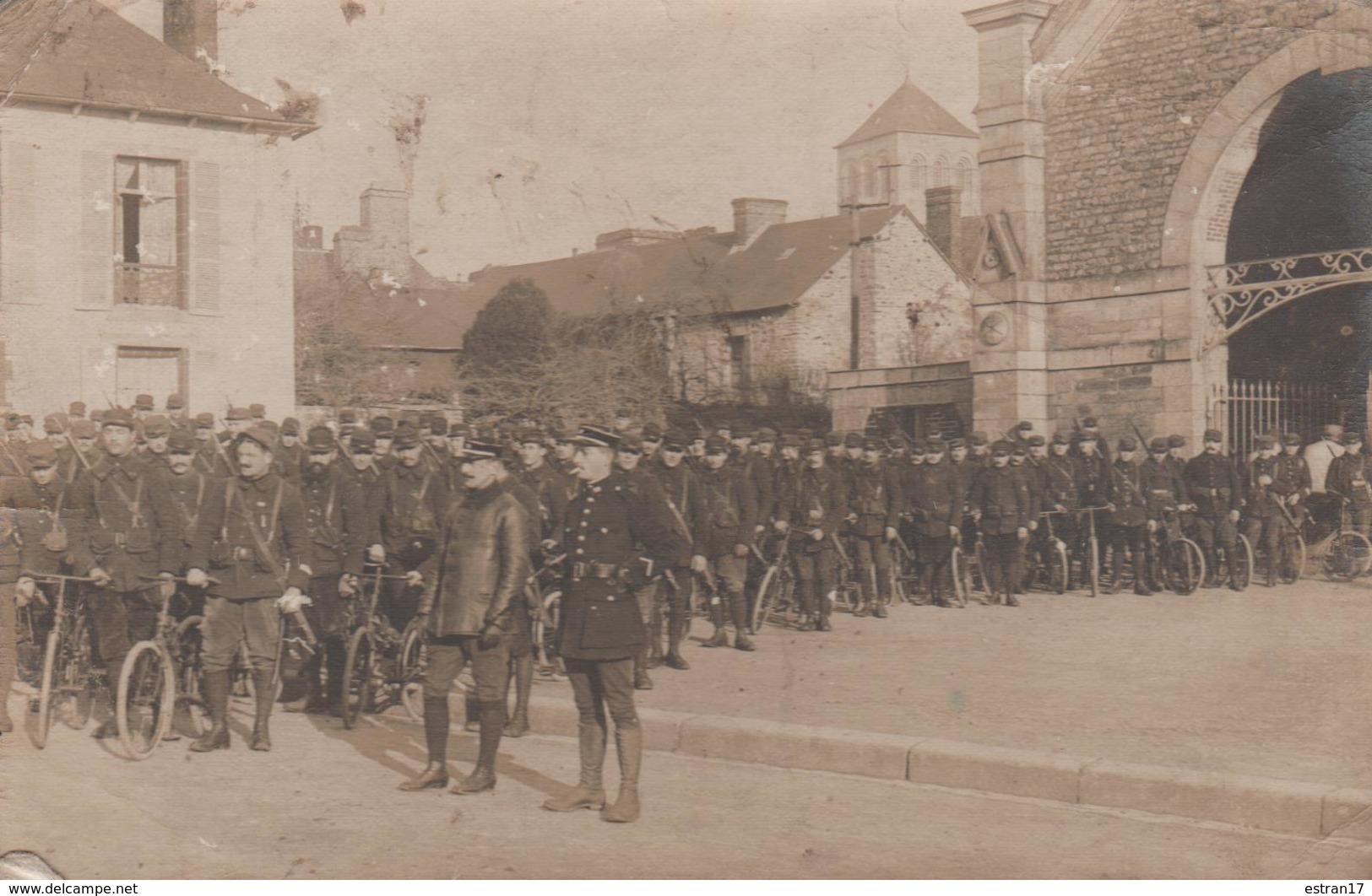 35 SAINT-AUBIN-DU-CORMIER CARTE PHOTO 5eme GROUPE CYCLISTE DE LA PREMIERE SECTION - Autres & Non Classés