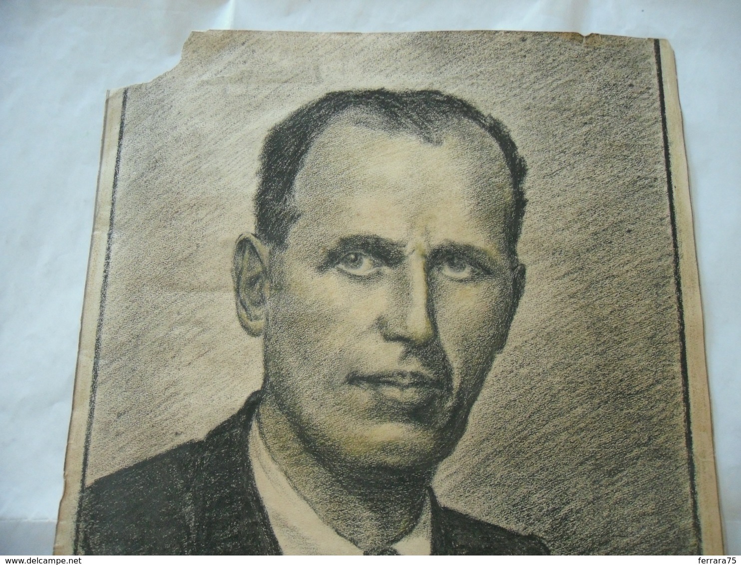 DISEGNO A CARBONCINO RITRATTO UOMO SIGNORE FIRMATO V.TOMMASINI 1947 - Disegni