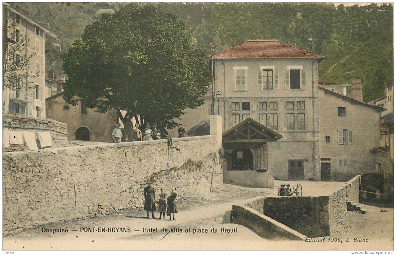 PONT EN ROYANS HOTEL DE VILLE ET PLACE DU BREUIL - Pont-en-Royans