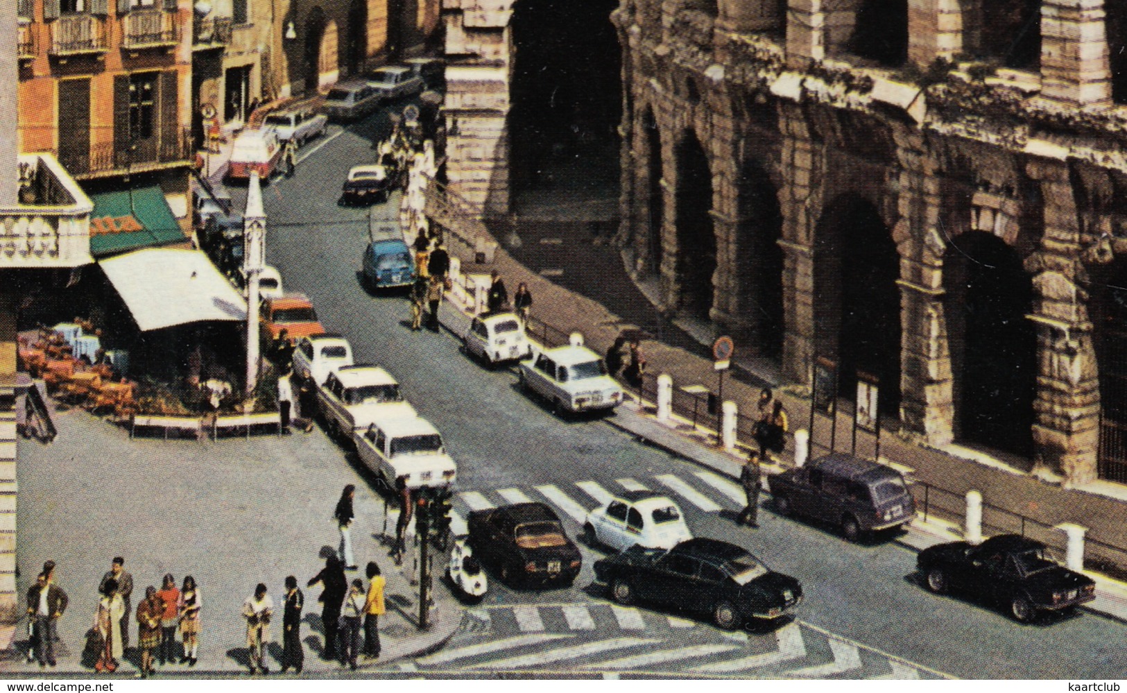 Verona: LANCIA FLAVIA COUPÉ & FULVIA, ALFA ROMEO GTV & GIULIA, FIAT 500, JAGUAR E-TYPE ROADSTER - Arena - Toerisme