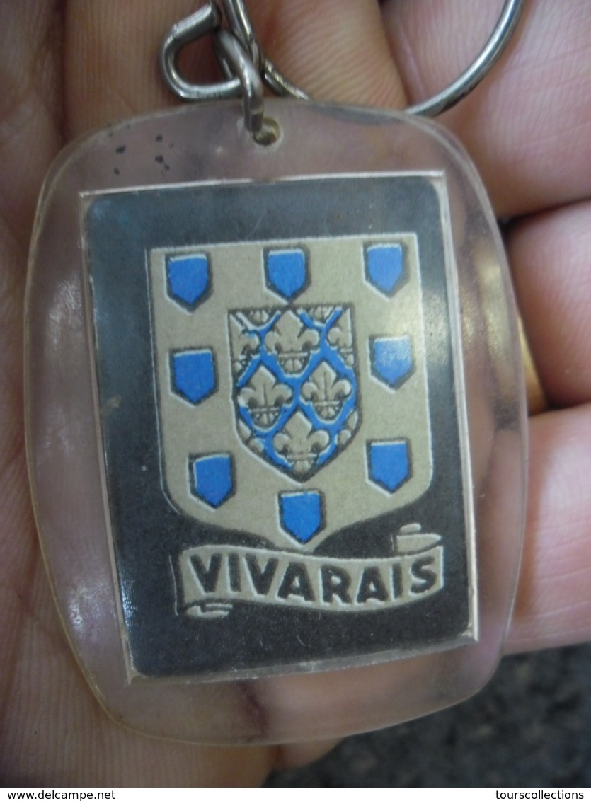 1 PORTE CLEFS Vers 1965 - BLASON VIVARAIS (VIVIERS) Ardèche PROVINCE REGION FRANCE @ ARMOIRIE PUB Les Crottes Du Diable - Key-rings