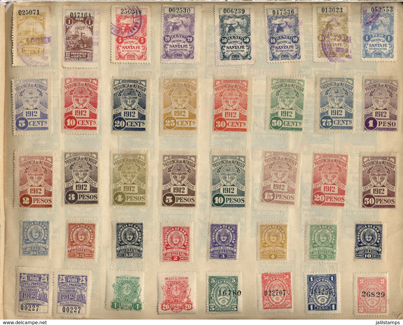 398 ARGENTINA: Album With Large Number Of Revenue Stamps (I Estimate About 2,000!) Of Varied Provinces And Municipalitie - Other & Unclassified