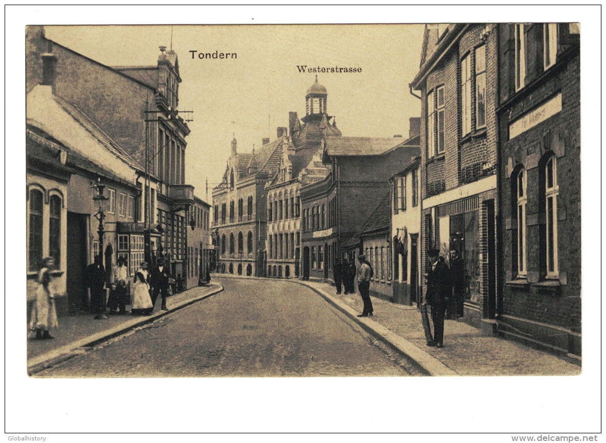 DE1198  DENMARK  TONDERN WESTERSTRASSE  STREET SCENE  POSTCARD - Denemarken