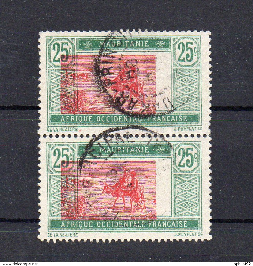 !!! PRIX FIXE : MAURITANIE, PAIRE DU N°42 CENTRE TRES DEPLACE SIGNEE CALVES. VARIETE NON SIGNALEE - Used Stamps