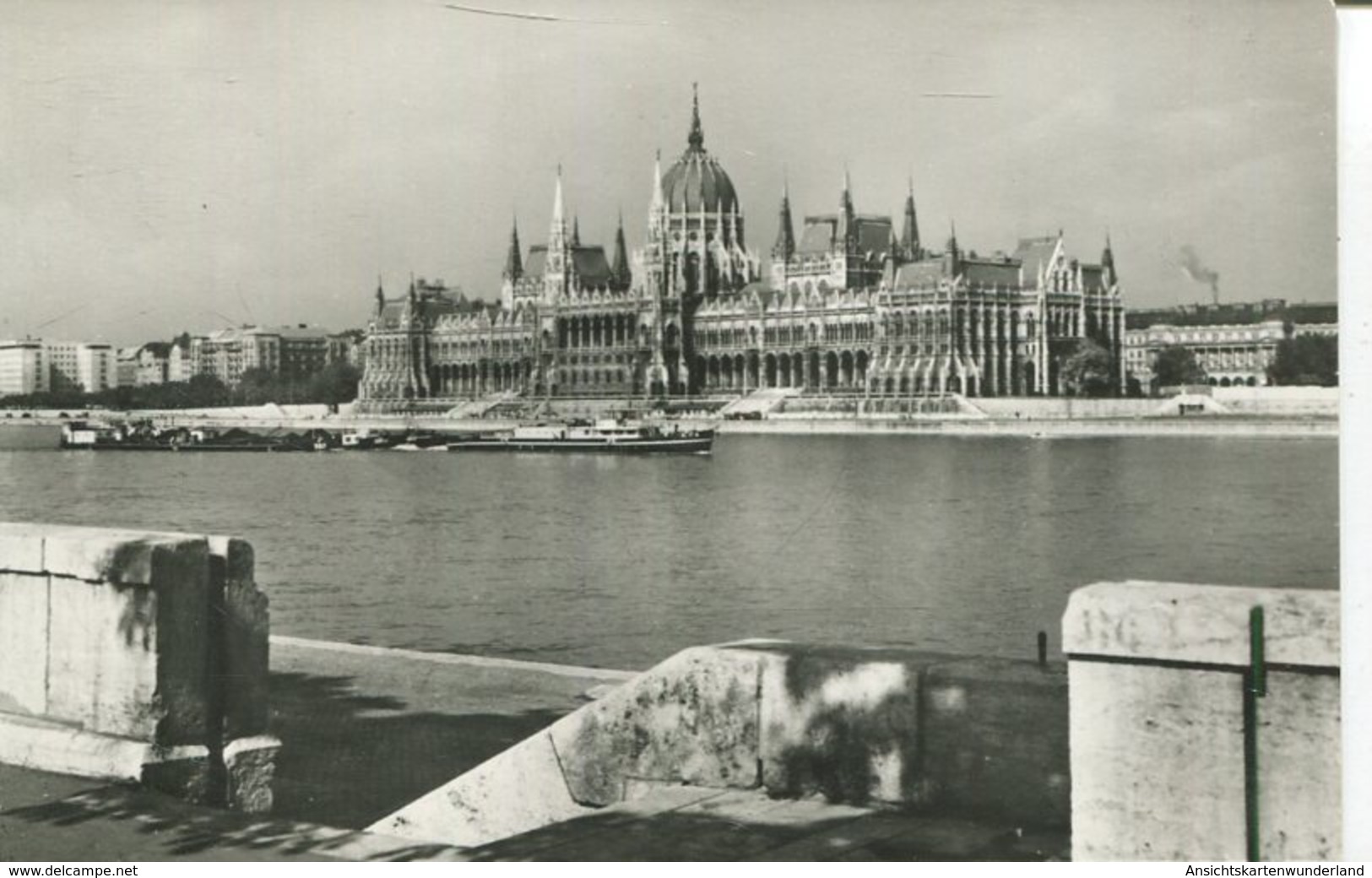 004386  Budapest - Országház - Ungarn