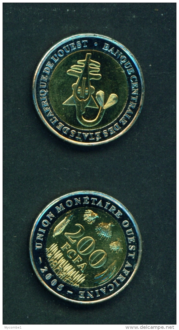 FRANCOPHONE WEST AFRICA  -  2005  200 FCFA Bimetalic  UNC Coin - Altri – Africa