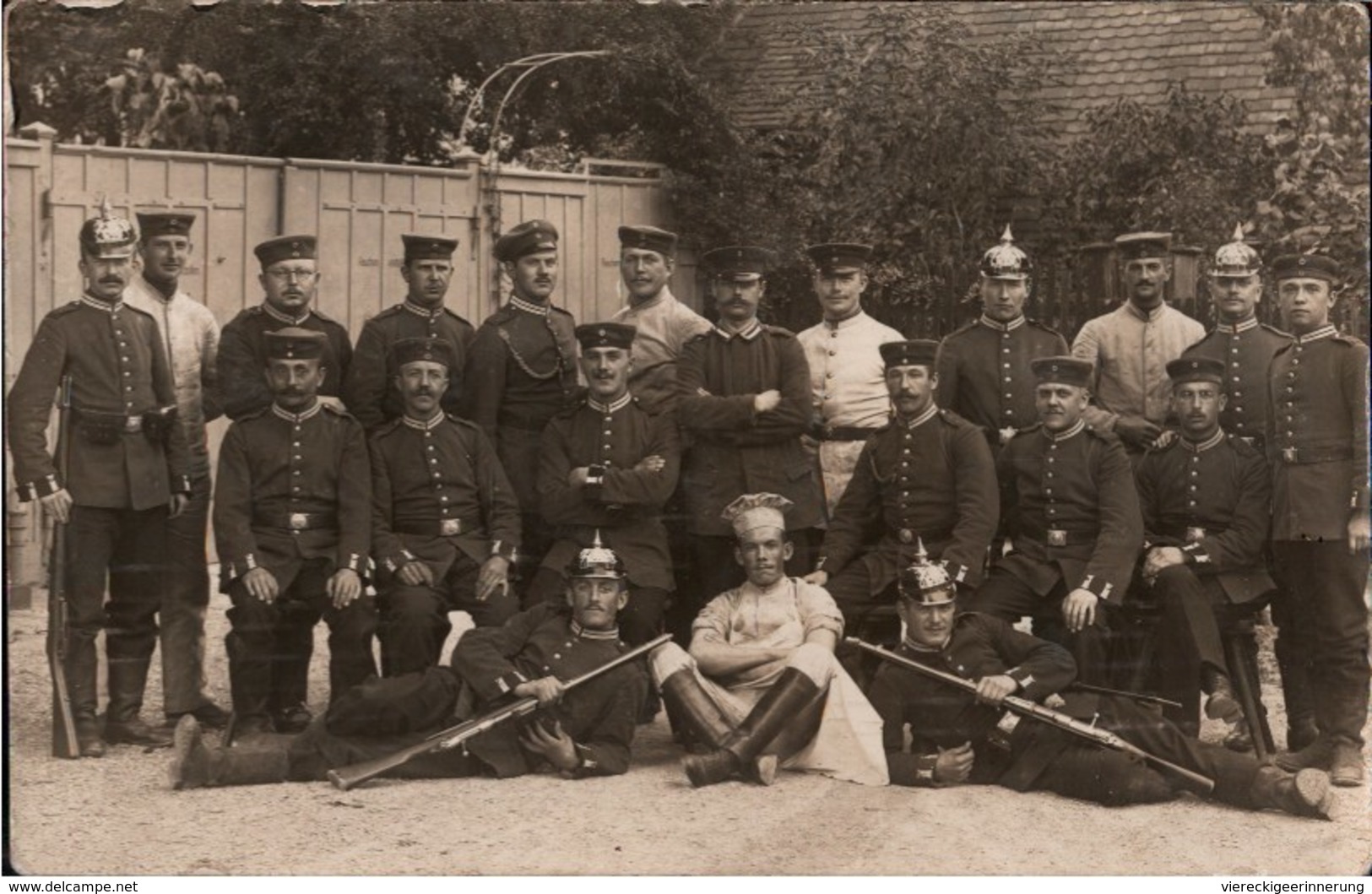 ! Alte Fotokarte Stuttgart , Militaria, Militär, 1914, Soldatenphoto - Stuttgart