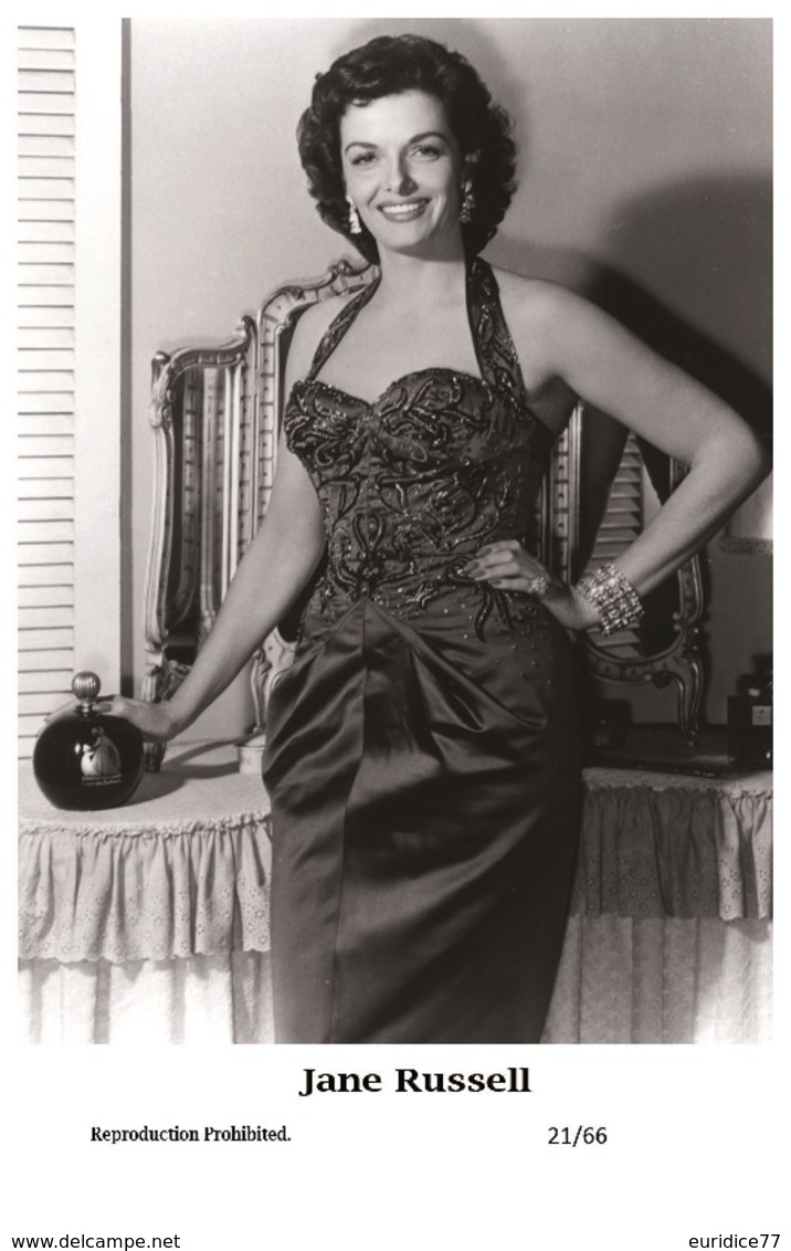 JANE RUSSELL - Film Star Pin Up PHOTO POSTCARD - 21-66 Swiftsure Postcard - Artistes