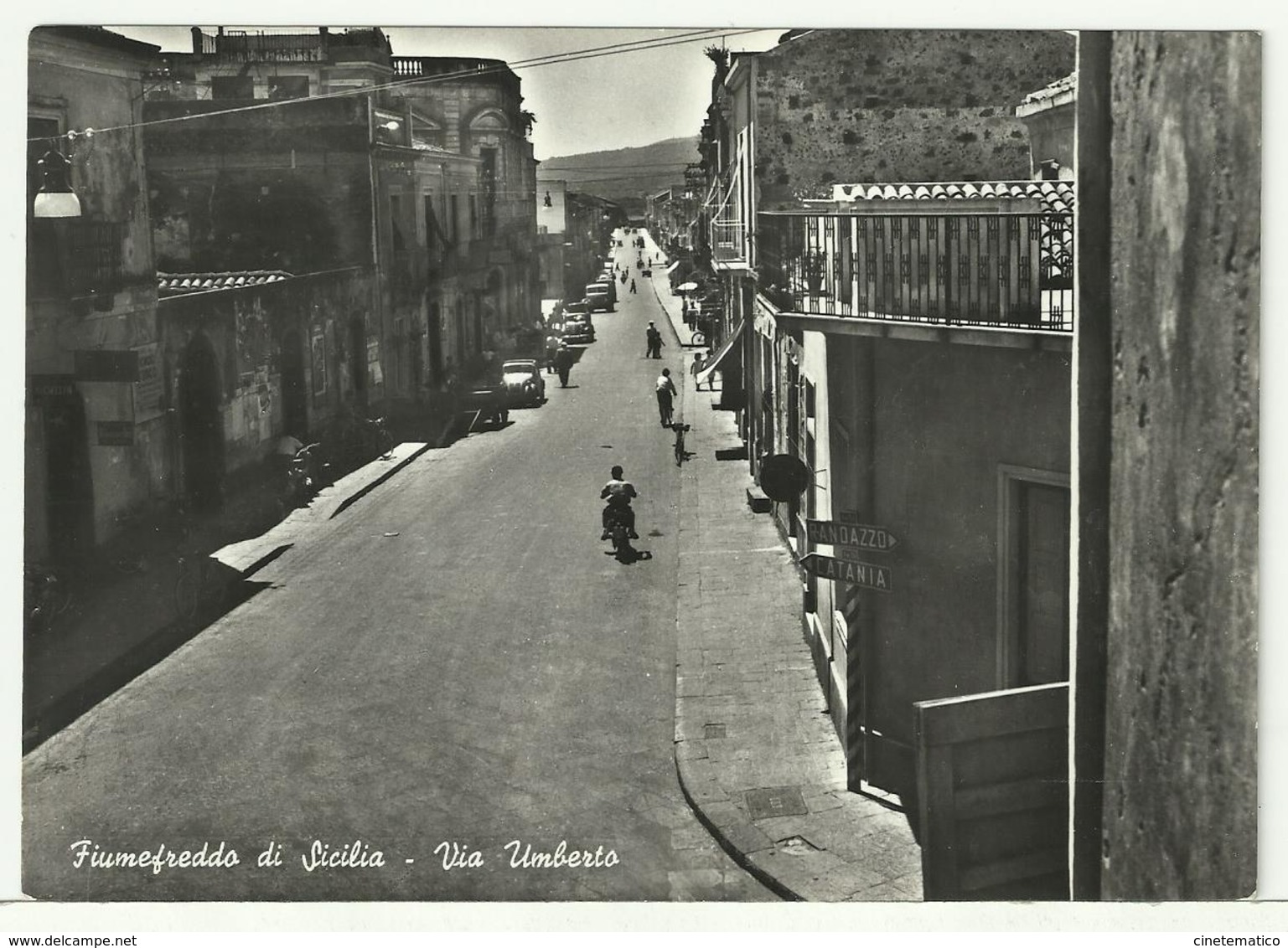 Cartolina FIUMEFREDDO Di CATANIA (Catania): Via Umberto - Catania