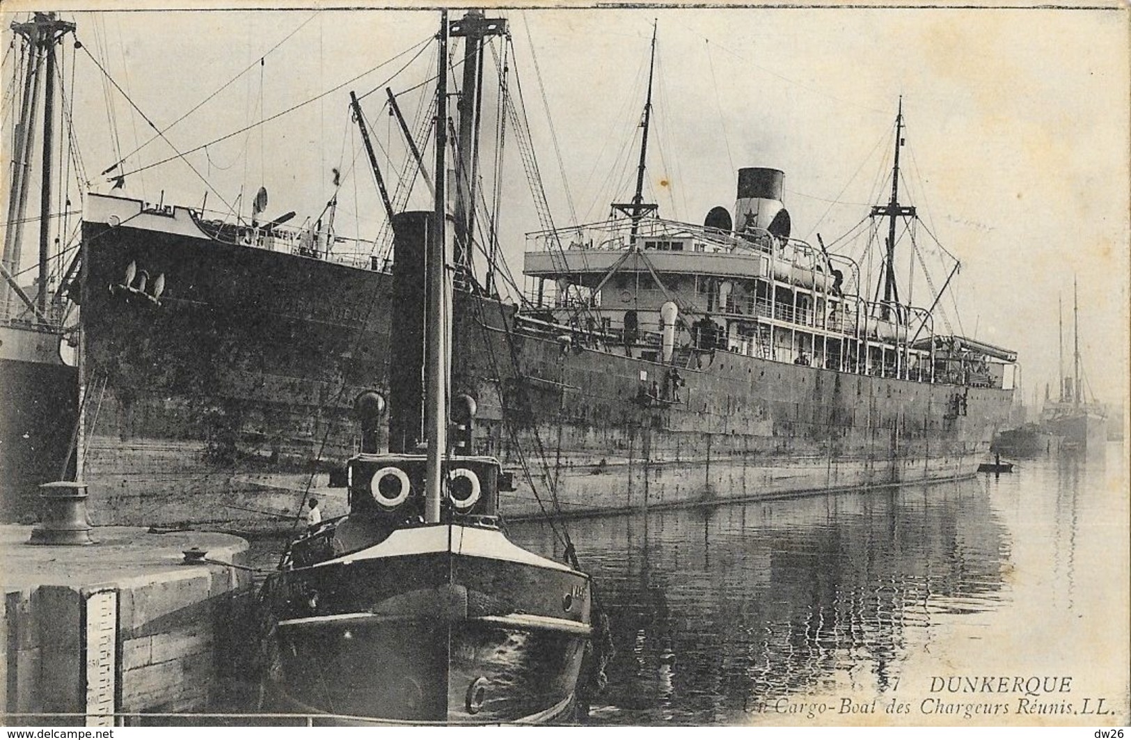 Dunkerque - Bateau De Commerce: Un Cargo-Boat Des Chargeurs Réunis - Carte LL N° 27 - Cargos