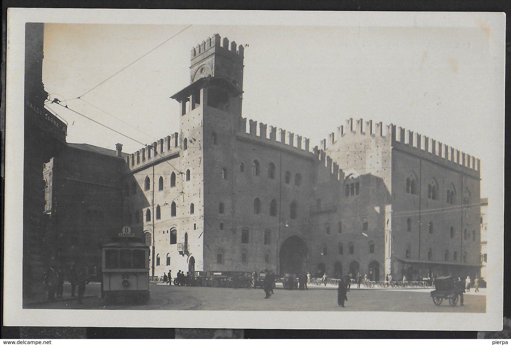 EMILIA ROMAGNA - BOLOGNA - PALAZZO RE ENZO - ANIMATA AUTO - FORMATO PICCOLO - NUOVA - Bologna