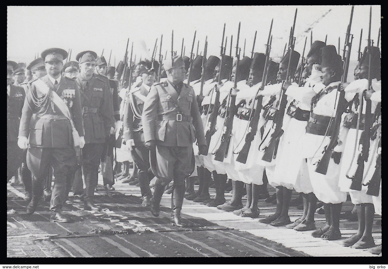MUSSOLINI - Ascari Eritrei Rendono Onore Al Duce E A Balbo / 1938 - (Archivio EMI) - MUSSOLINI INEDITO 1922 /1940 - Personaggi