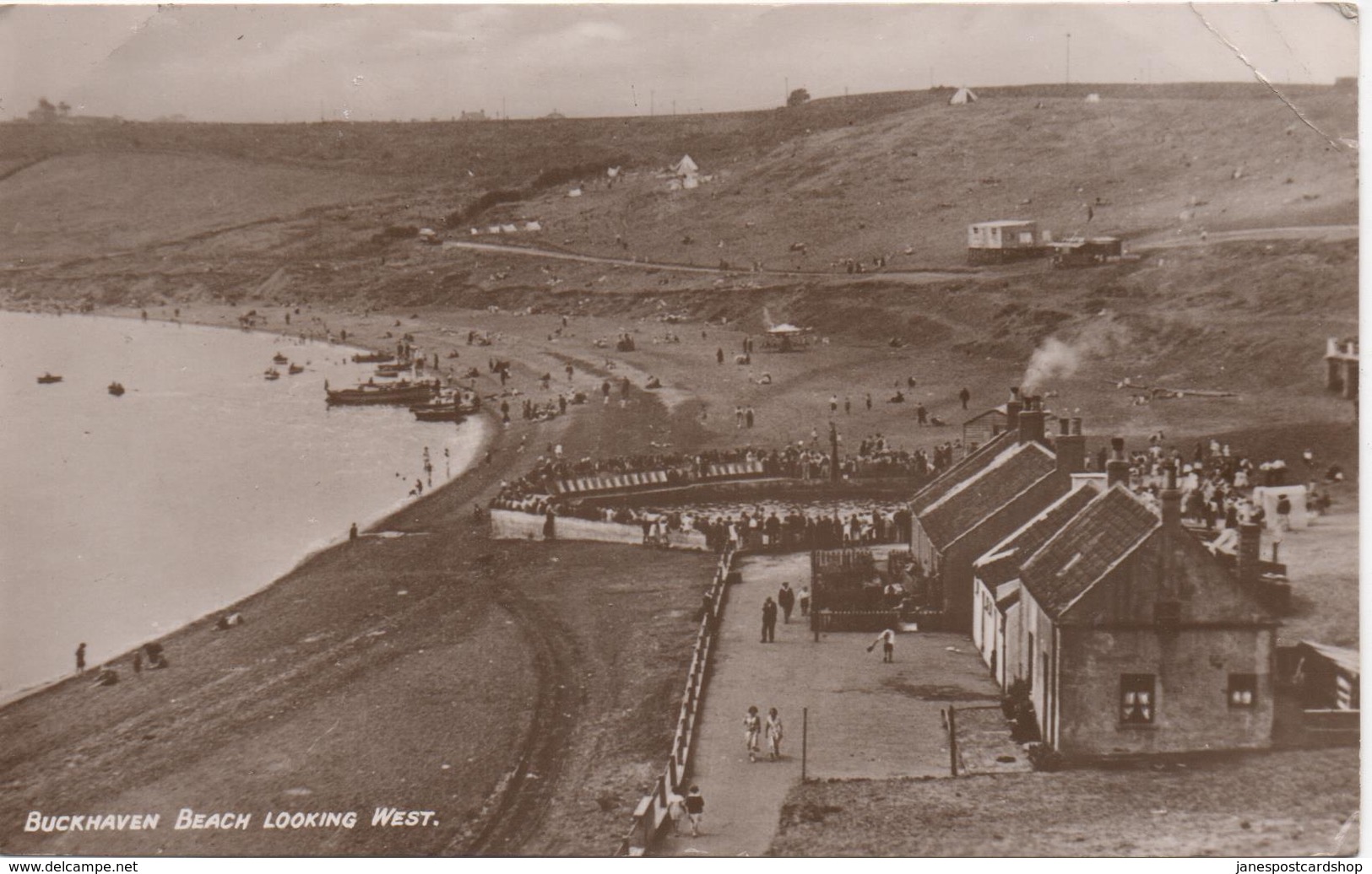 REAL PHOTO SERIES - BUCKHAVEN BEACH LOOKING WEST - FIFE - SCOTLAND - Fife