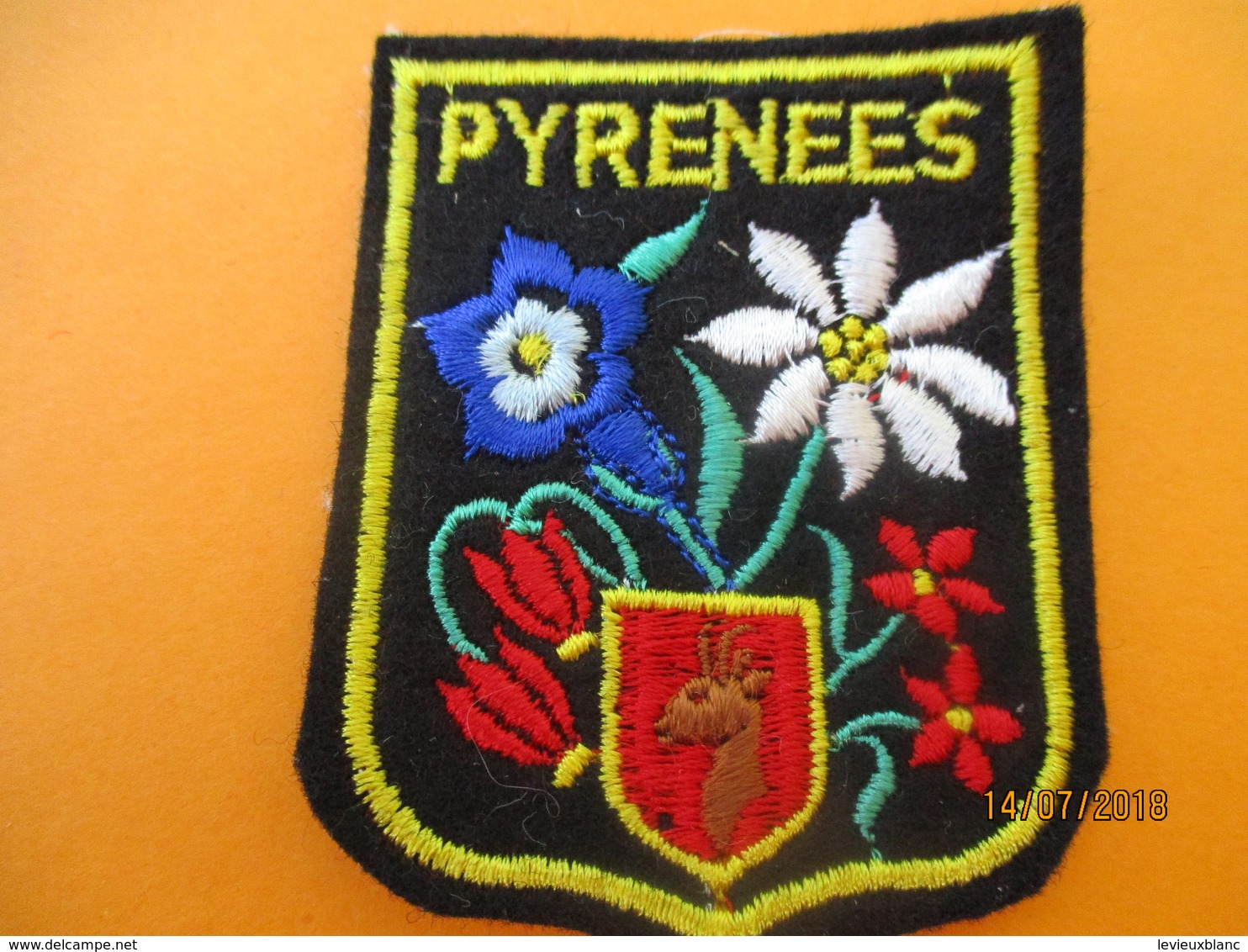 Ecusson Tissu Ancien à Coudre/France /Région PYRENEES //  Années 1970-1980                ET238 - Patches