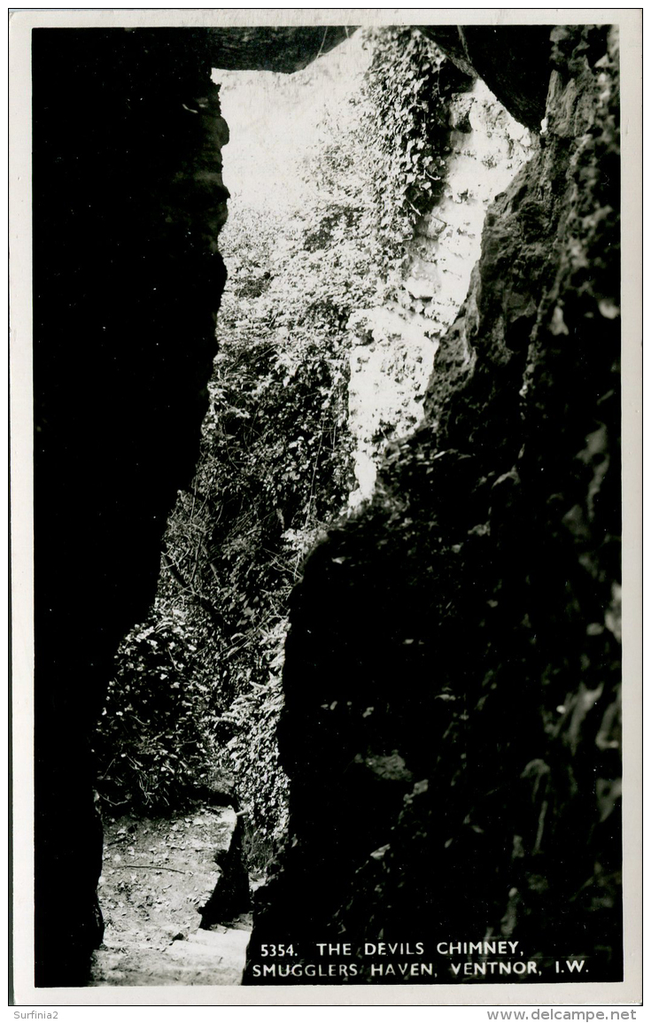 IOW - VENTNOR - SMUGGLERS HAVEN, THE DEVIL'S CHIMNEY RP - NIGH 5354 Iow391 - Ventnor