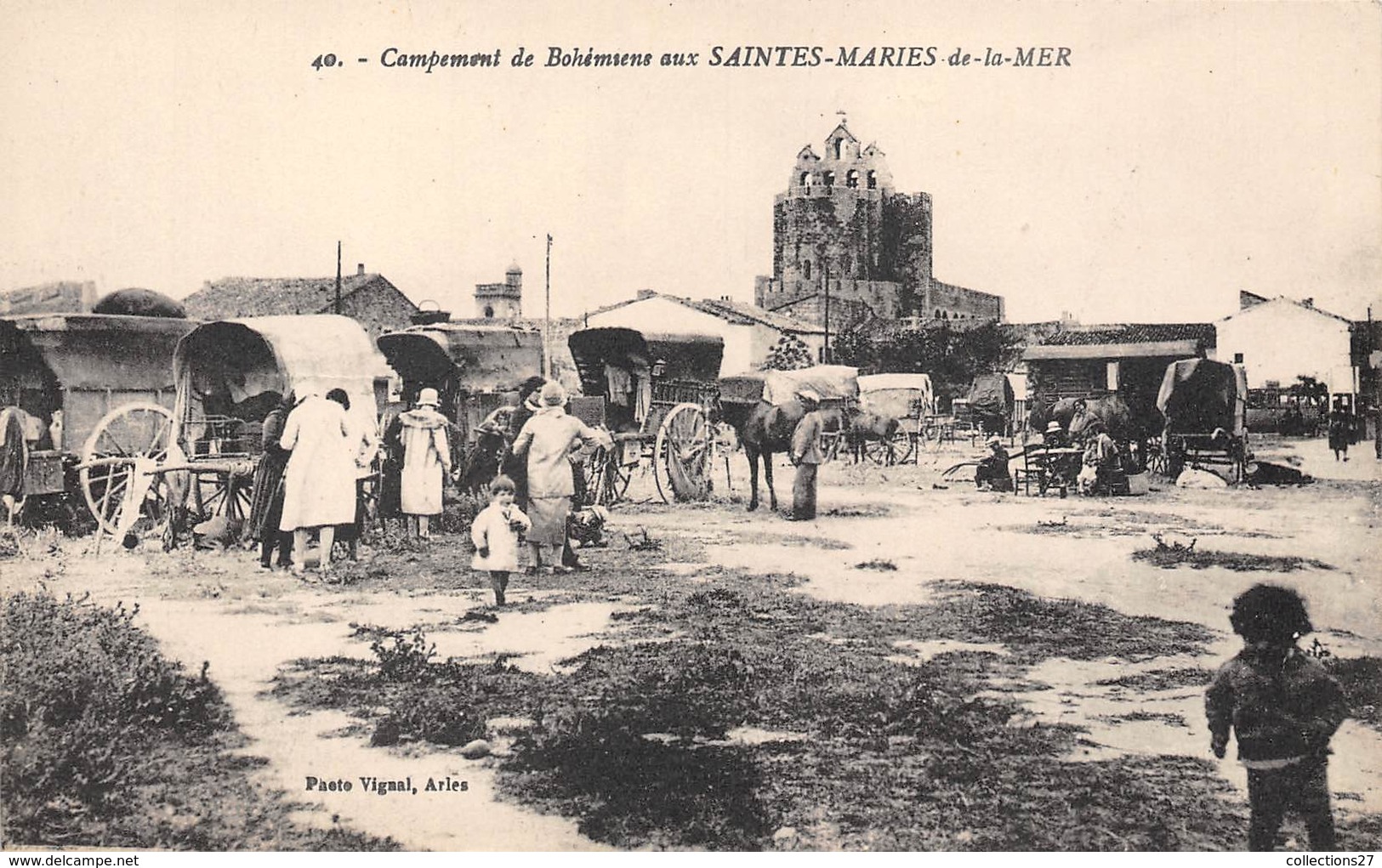 13-SAINTES-MARIES- CAMPEMENT DE BOHEMIENS, AU SAINTES MARIES DE LA MER - Saintes Maries De La Mer