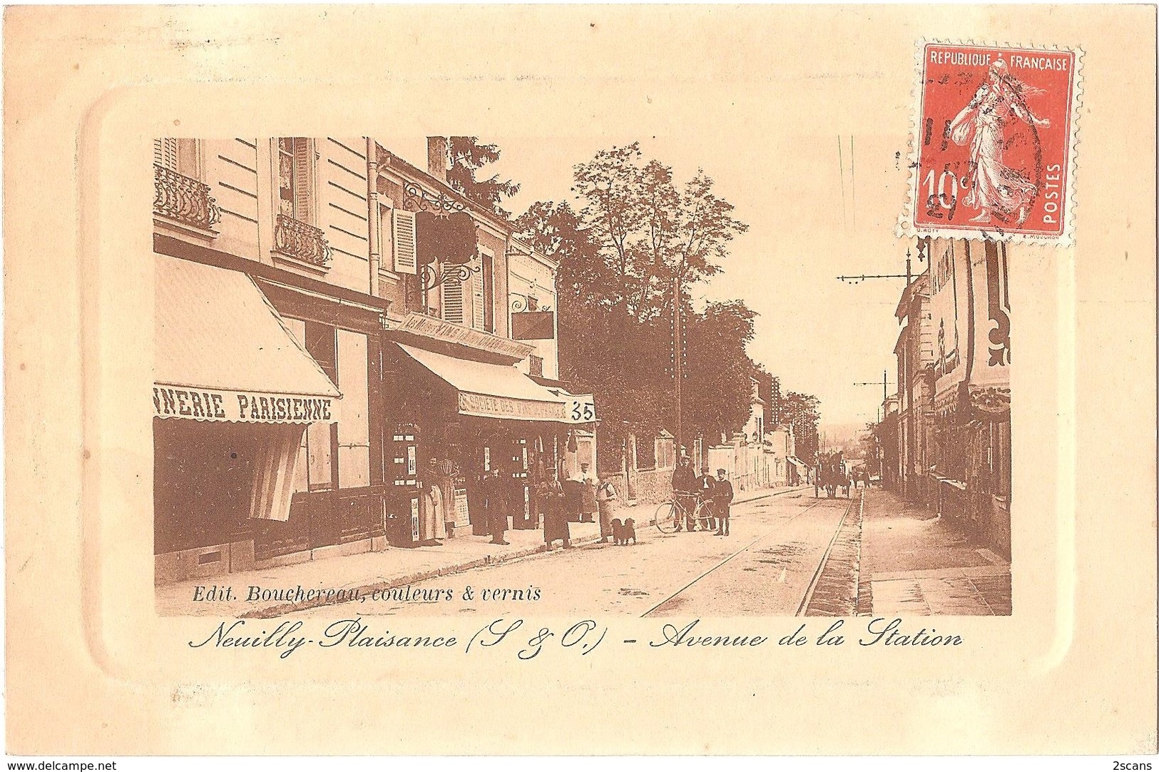 Dépt 93 - NEUILLY-PLAISANCE - Avenue De La Station - Édit. Bouchereau, Couleurs Et Vernis (écrite Par Bouchereau) - Neuilly Plaisance