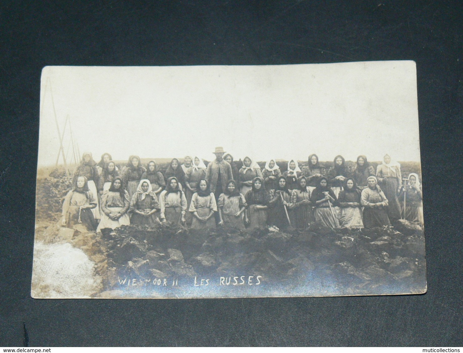 WIESMOOR  /  COMTE AURICH  1914 / 18   TRAVAILLEURS  PRISONNIERS RUSSES / EDITEUR CARTE PHOTO - Wiesmoor